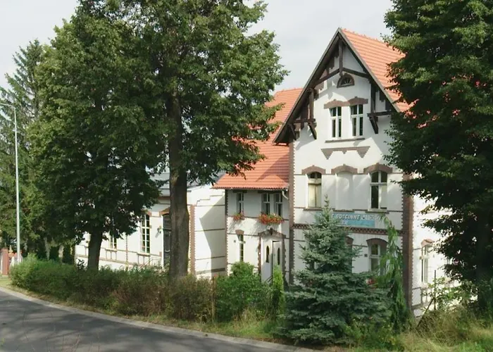 Dom Pod Orlimi Skalami